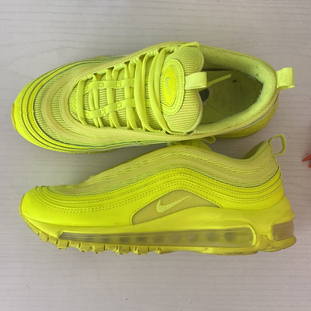Highlighter green air max 97s